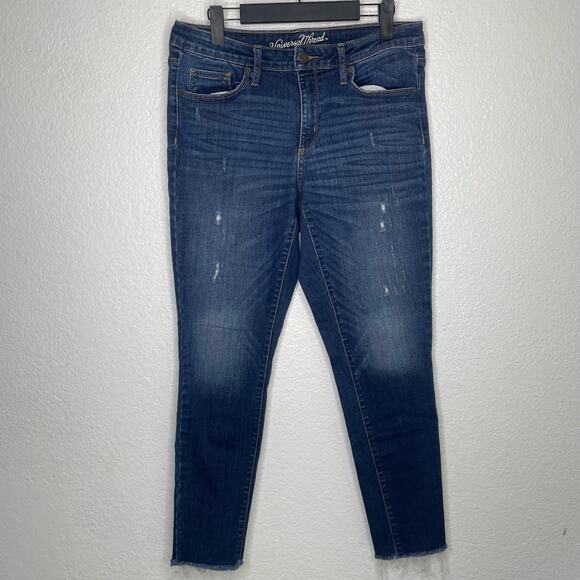 Universal Thread Womens Jeans Size 30 Mid Rise Skinny Distressed Dark Wash Denim - Picture 1 of 16
